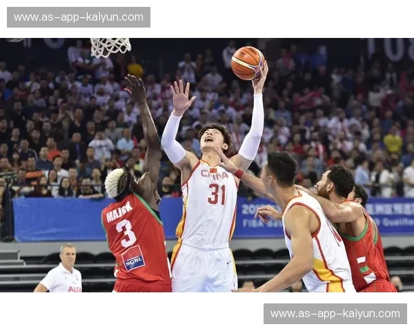 排名中国男篮：荣耀、挑战与未来地图